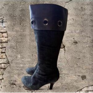 VTG knee high suede grommet detail boot 8.5